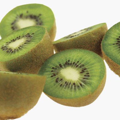 Sliced kiwi fruit