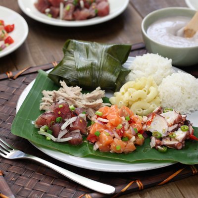 hawaiian traditional plate lunch