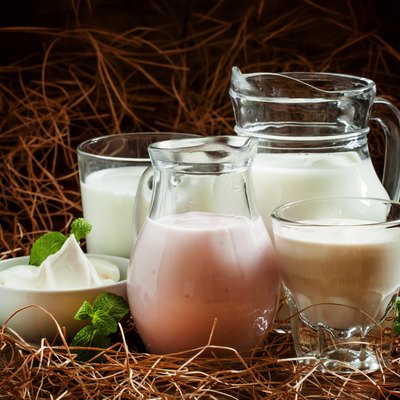 Organic dairy products: milk, cream, sour cream and other