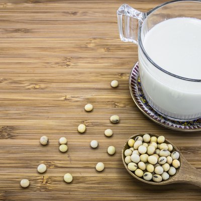 Soymilk from soybeans