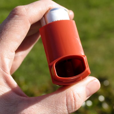 asthma inhaler horizontal
