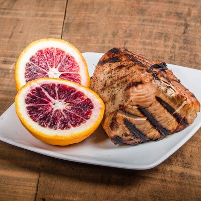 Tuna steak grilled with orange sauce