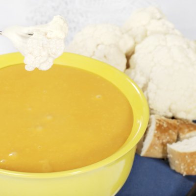 cheese fondue with cauliflower