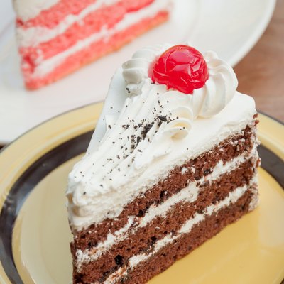 Dark chocolate cake