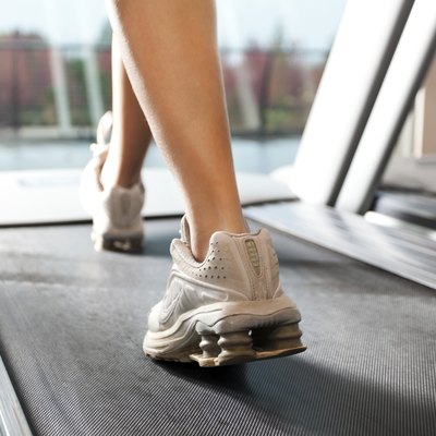Woan on treadmill