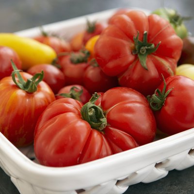 Bowl of tomatoes, close up