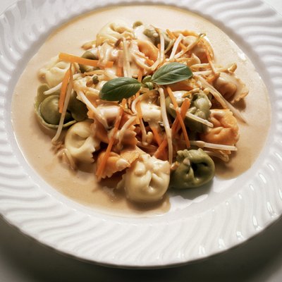 Tortellini with Vegetable Cream Sauce
