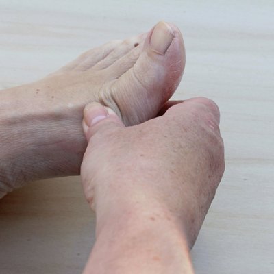 aching foot