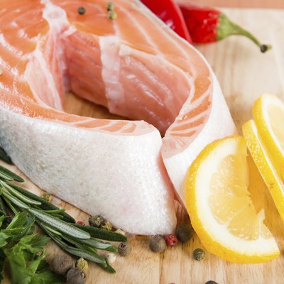 Salmon with lemon and pepper