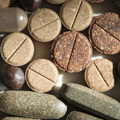 natural herbs pills
