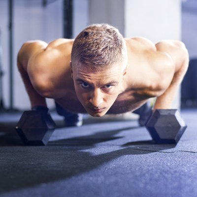 pushup with dumbbel