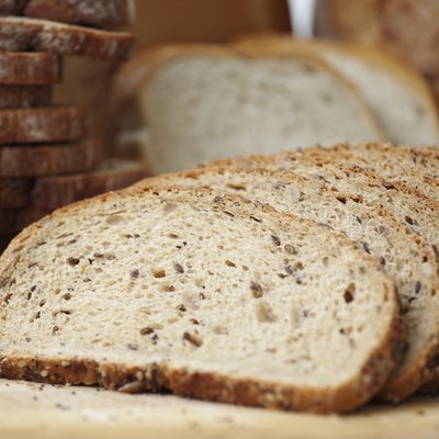 whole grain Sliced bread