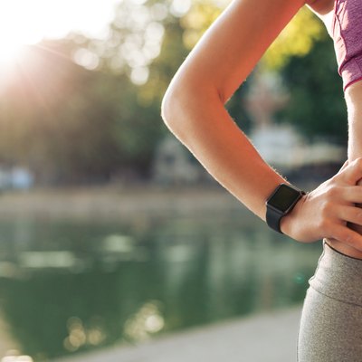 Sportswoman wearing smartwatch