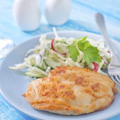 chicken breast with salad