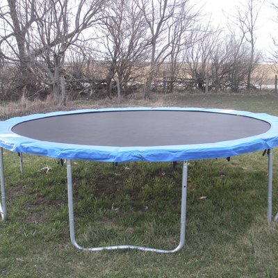 Trampoline