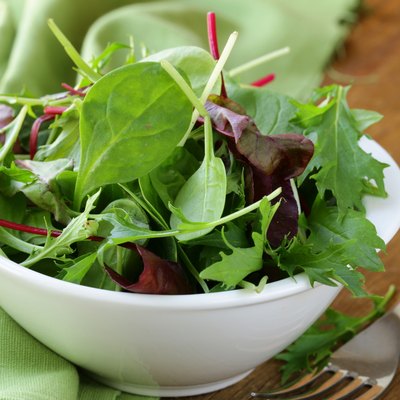 mix salad (arugula, iceberg, red beet)