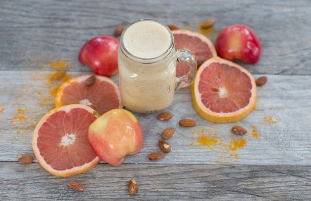Grapefruit, Ginger and Turmeric Smoothie grapefruit recipes