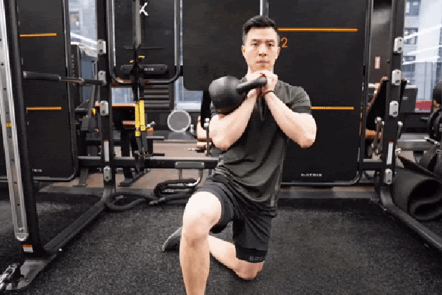 Proper form for half-kneeling press to windmill.