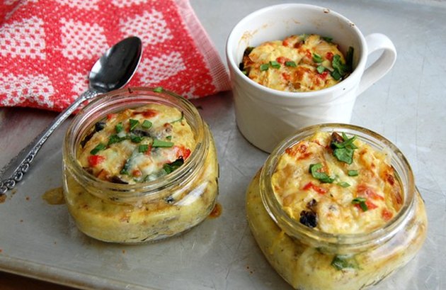 Weight Watchers friendly recipes Mushroom, Spinach and Caramelized Onion Omelet in a Jar