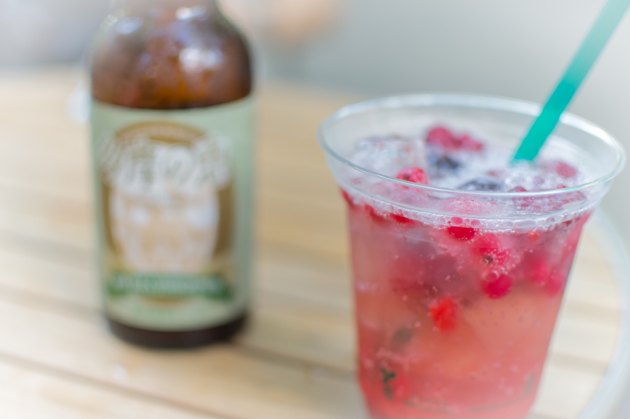cranberry juice foods for yeast infections