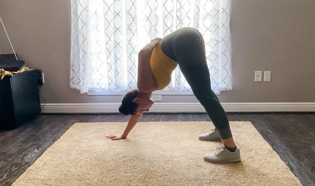 Move 7: Single-Arm Downward Dog