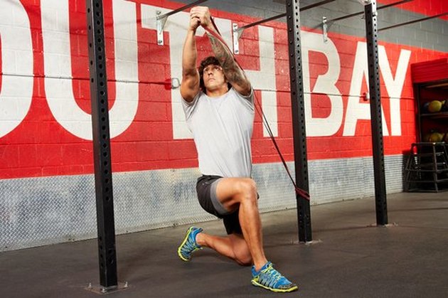 19. Kneeling Reverse Cable Chop