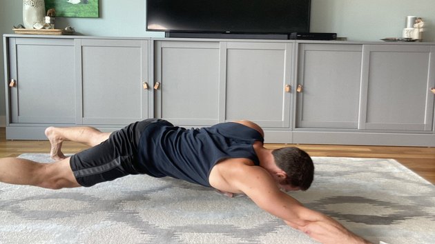 Move 3: Single-Arm Slide Out