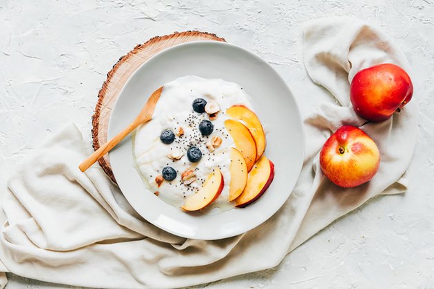 Greek yogurt, berries and almonds