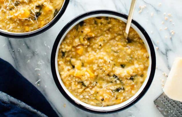 Recette de «Risotto» à l'avoine coupée en acier avec courge musquée et chou frisé
