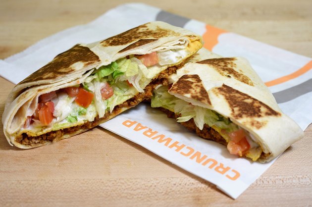 What's Really Inside Taco Bell's Crunchwrap Supreme? | Livestrong.com