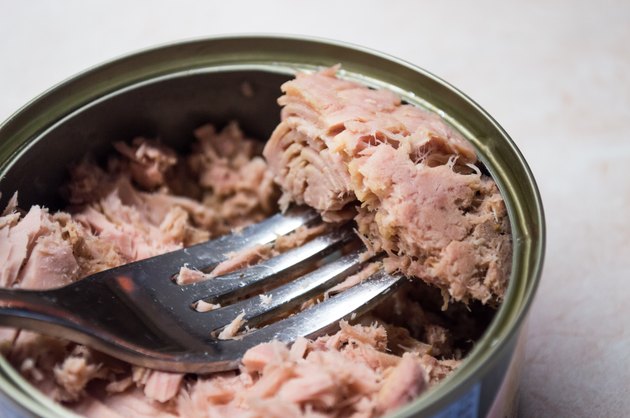 how-much-canned-tuna-can-i-eat-every-week-livestrong