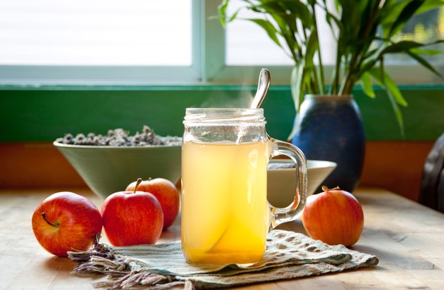 How to Lose Weight With Apple Cider Vinegar Before Bed ...