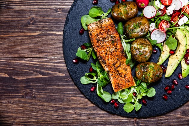 Baked salmon and vegetables