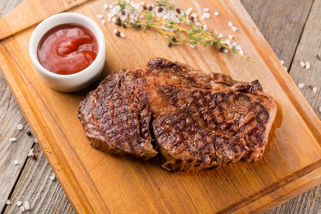 how-to-turn-a-chuck-roast-into-steak-livestrong