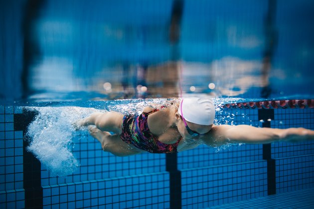 how-many-laps-should-i-swim-to-lose-weight-livestrong