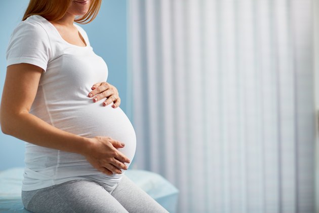 causes-of-leukocytes-in-the-urine-during-pregnancy-livestrong