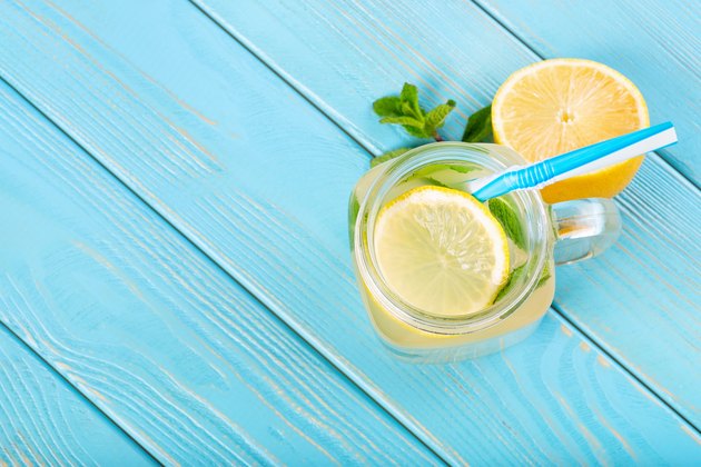lemonade in mason jar