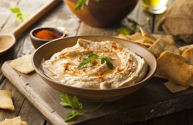 Hummus provides 6 grams of fiber per serving.