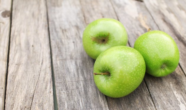 green apples