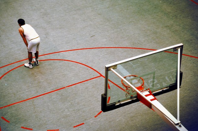 basketball player waiting