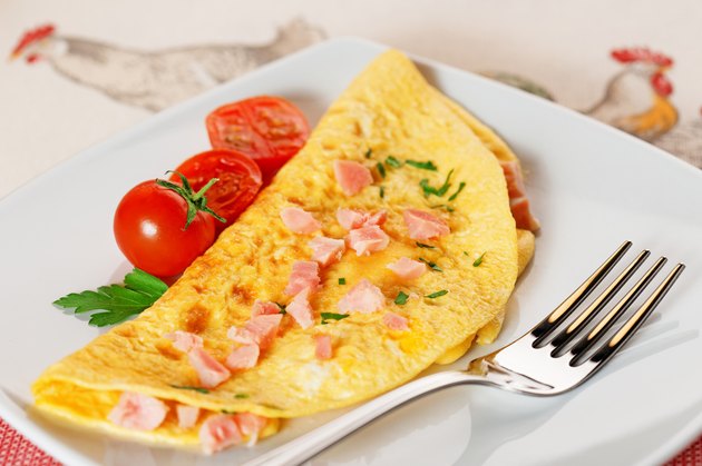 omelette with ham and cherry tomatoes