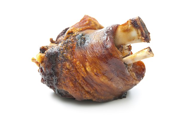 Grilled Pork Knuckle