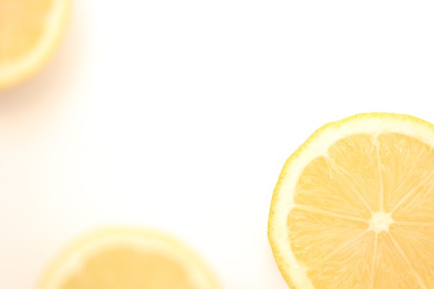 Sliced lemons