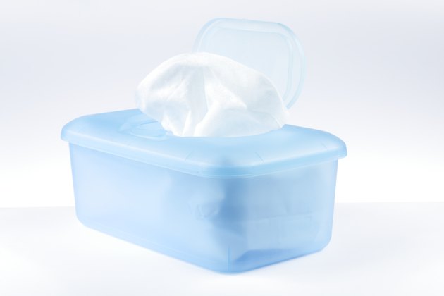 wet wipes