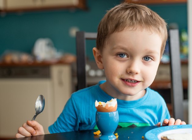 is-it-ok-for-kids-to-eat-eggs-every-day-for-breakfast-livestrong