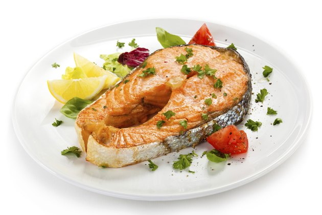 Grilled salmon and vegetables