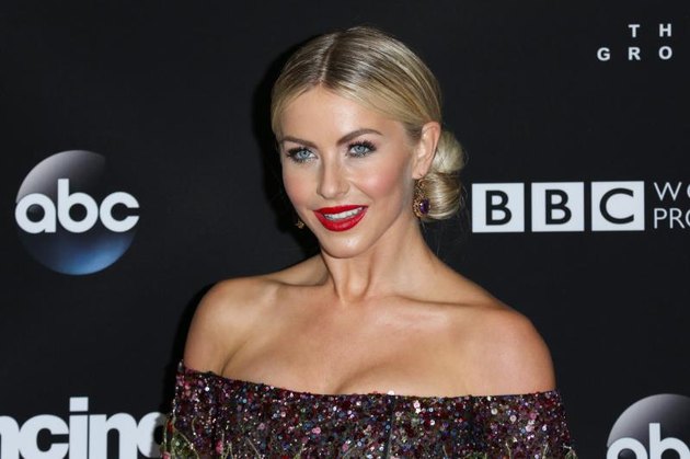 Actress and dancer Julianne Hough attends ABC’s “Dancing with the Stars” season 23 finale at The Grove on November 22, 2016, in Los Angeles, California. (Photo by Paul Archuleta/FilmMagic)