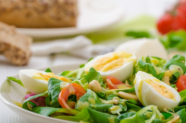 Lamb's lettuce salad with eggs and nuts