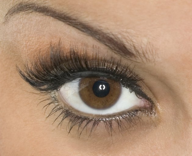 Can Eyelash Extensions Cause Swollen Eyelids