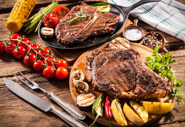 Beef steaks with grilled vegetables